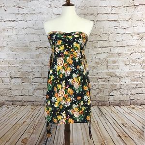 NWOT Floral Strapless Dress